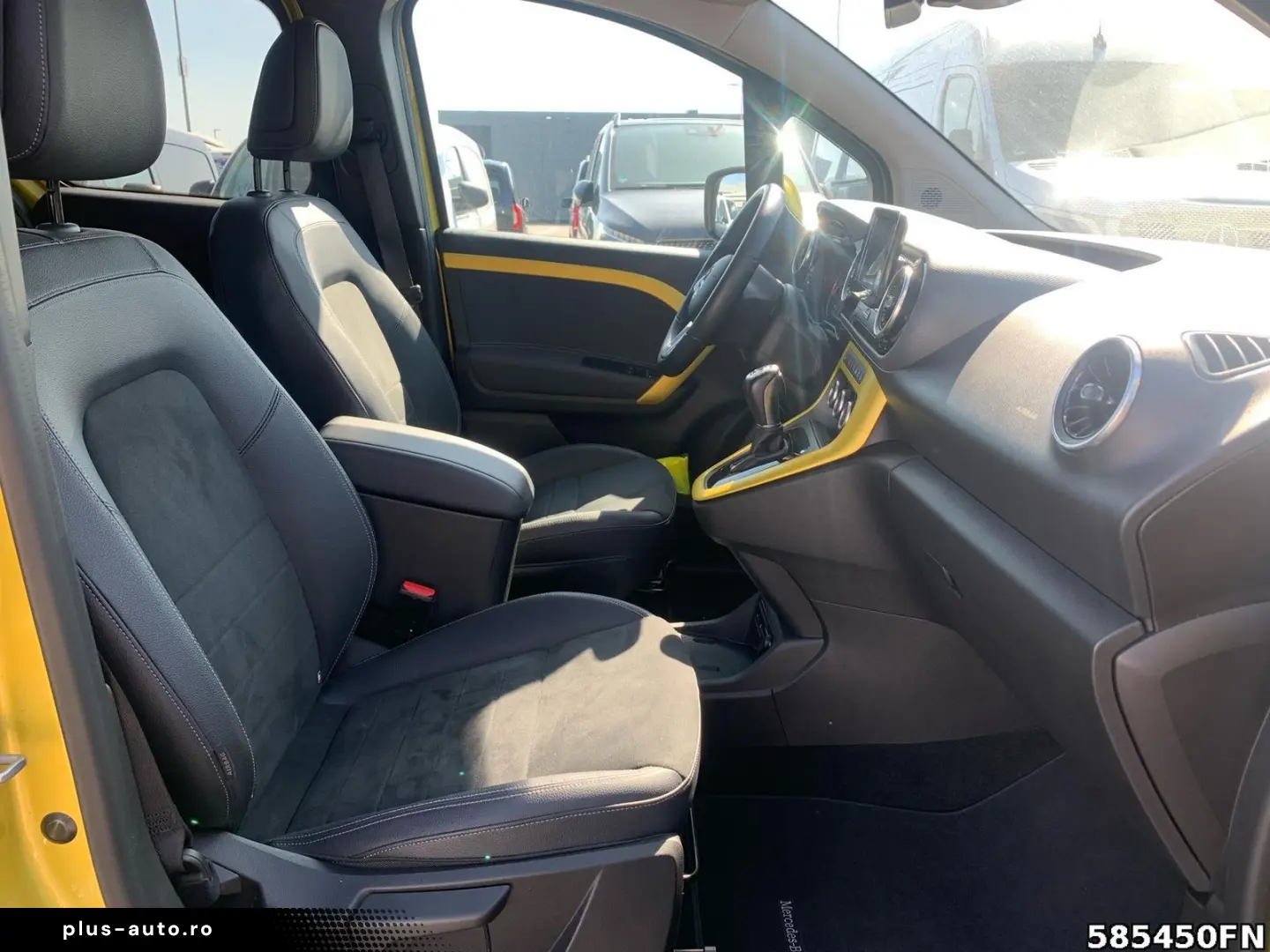 MERCEDES-BENZ T 180 d Style  LED NAVI AUTOMATIK DAB &hellip;