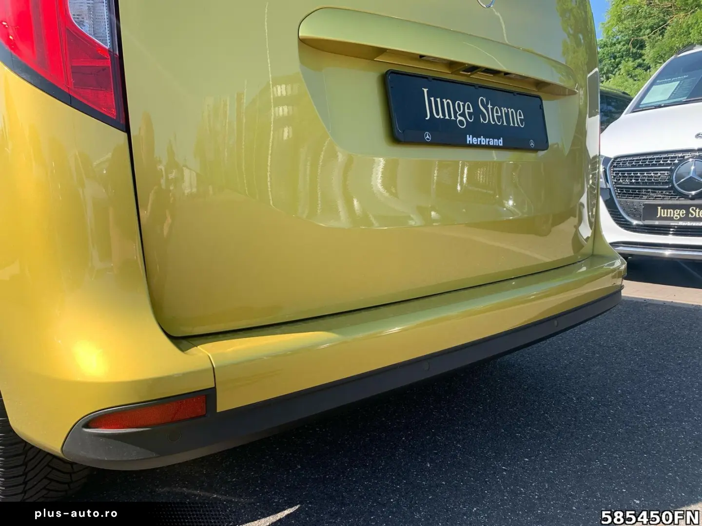 MERCEDES-BENZ T 180 d Style  LED NAVI AUTOMATIK DAB &hellip;