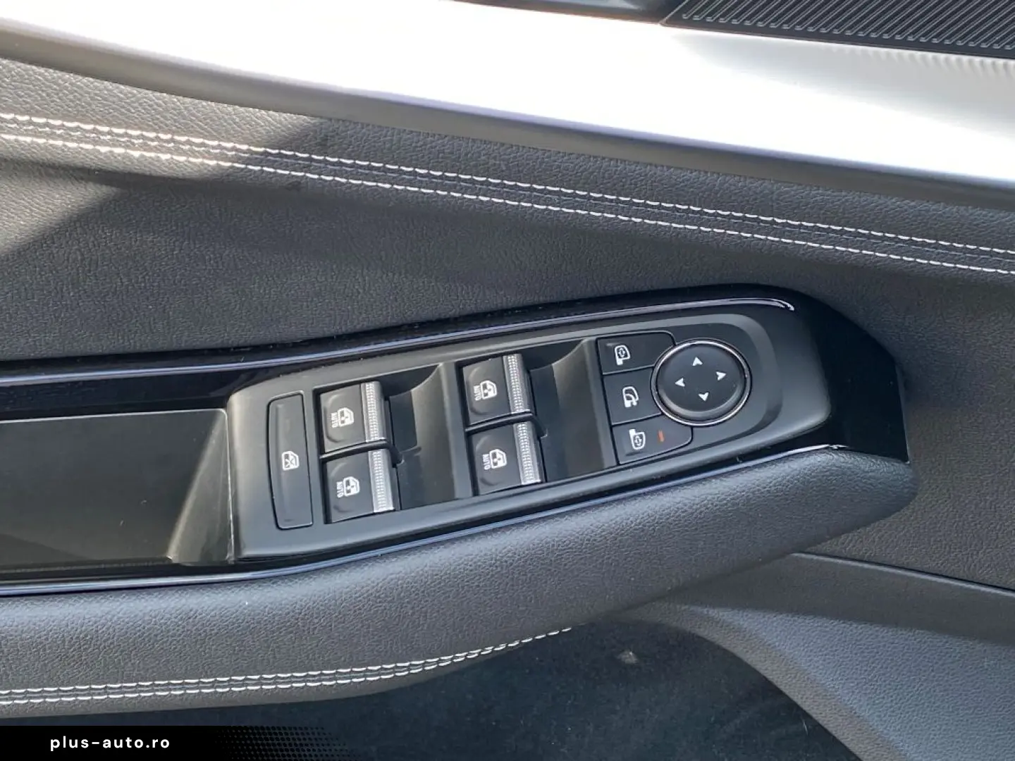 RENAULT Rafale E-TECH Full Hybrid 200 Techno