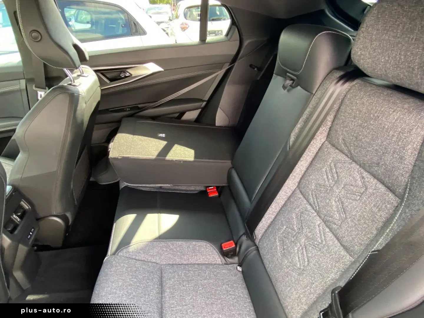 RENAULT Rafale E-TECH Full Hybrid 200 Techno