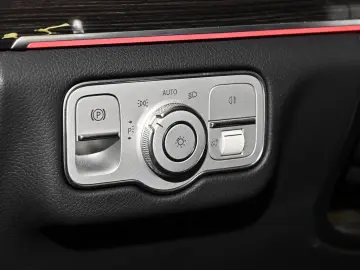 MERCEDES-BENZ GLS 450 4M Multib Standhz Distr Pano HUD