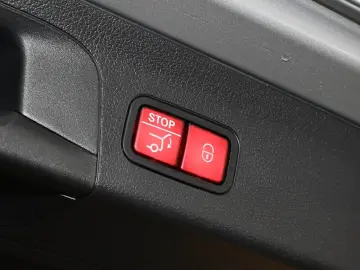 MERCEDES-BENZ GLS 450 4M Multib Standhz Distr Pano HUD