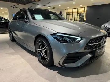 MERCEDES-BENZ C 300 AMG HINTERACHSL LED PANO MEM NIGHT AMB