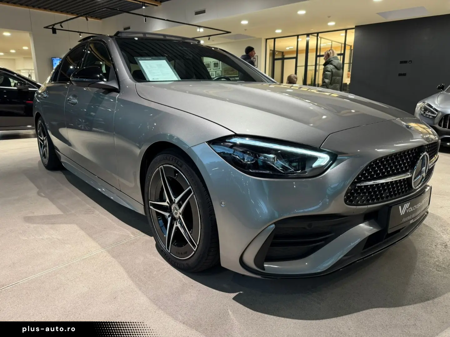 MERCEDES-BENZ C 300 AMG HINTERACHSL LED PANO MEM NIGHT AMB