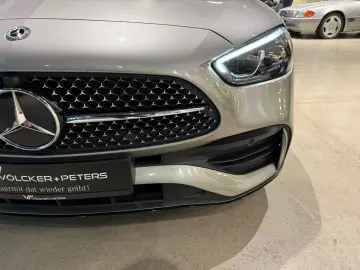 MERCEDES-BENZ C 300 AMG HINTERACHSL LED PANO MEM NIGHT AMB