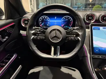 MERCEDES-BENZ C 300 AMG HINTERACHSL LED PANO MEM NIGHT AMB