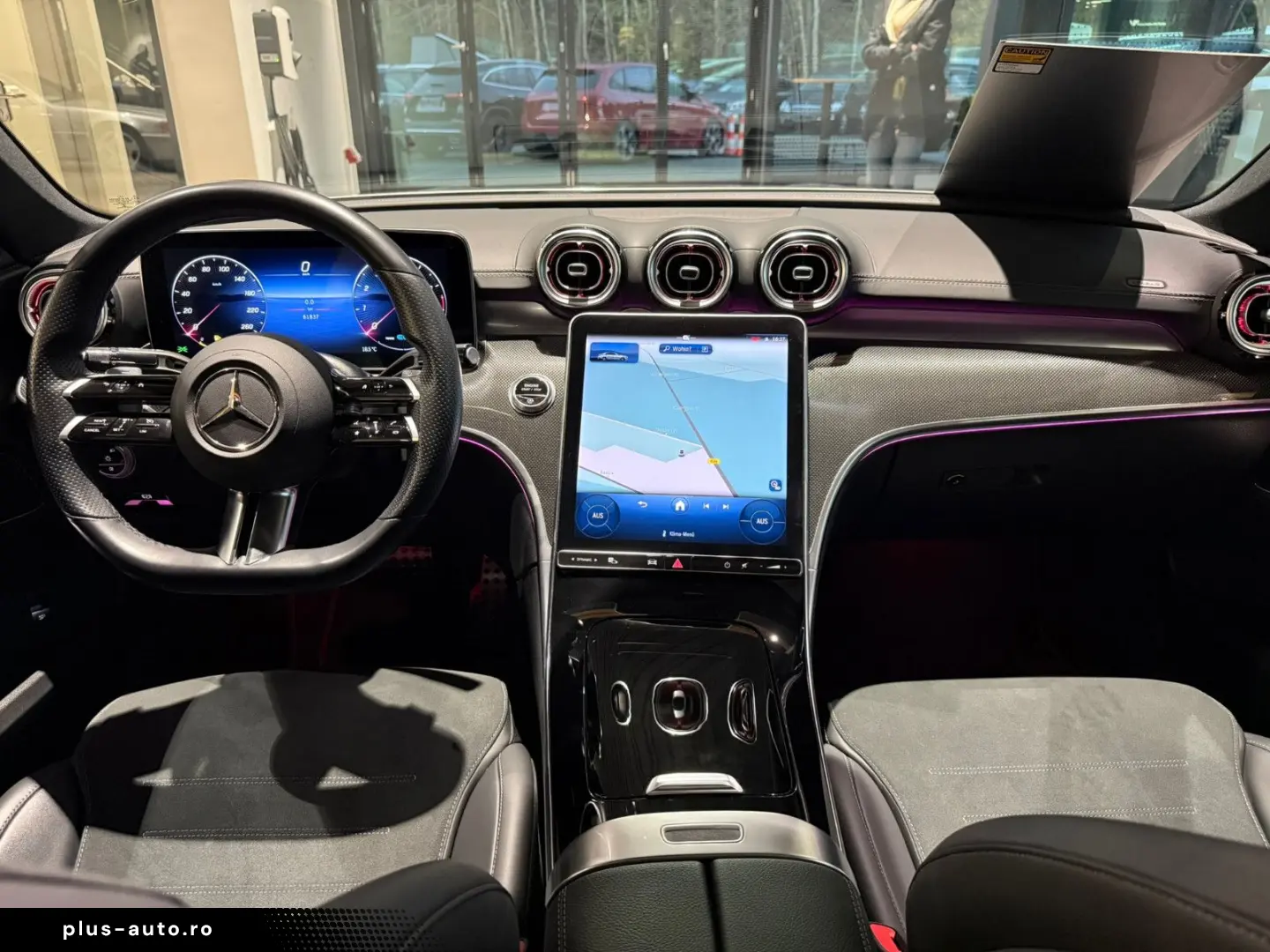 MERCEDES-BENZ C 300 AMG HINTERACHSL LED PANO MEM NIGHT AMB