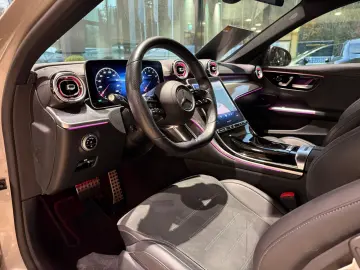 MERCEDES-BENZ C 300 AMG HINTERACHSL LED PANO MEM NIGHT AMB