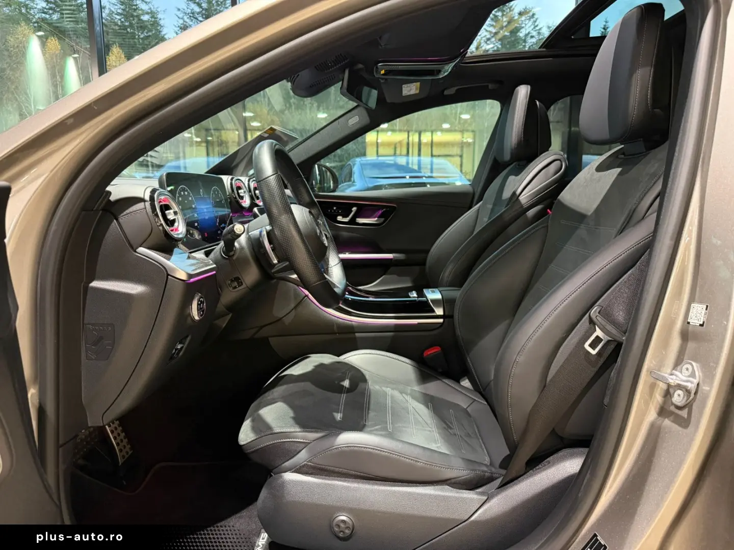 MERCEDES-BENZ C 300 AMG HINTERACHSL LED PANO MEM NIGHT AMB