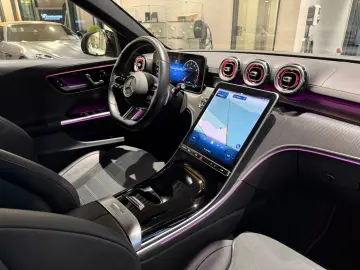 MERCEDES-BENZ C 300 AMG HINTERACHSL LED PANO MEM NIGHT AMB