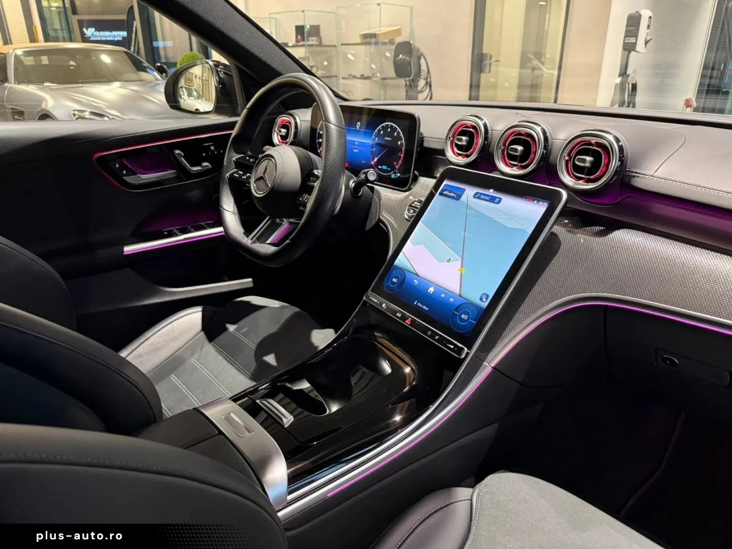 MERCEDES-BENZ C 300 AMG HINTERACHSL LED PANO MEM NIGHT AMB