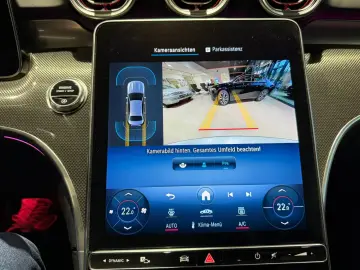 MERCEDES-BENZ C 300 AMG HINTERACHSL LED PANO MEM NIGHT AMB