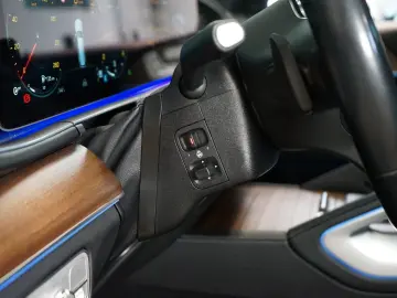 MERCEDES-BENZ GLS 400d 4M AMG 360 BURM 7-SEATS TOW 7&hellip;