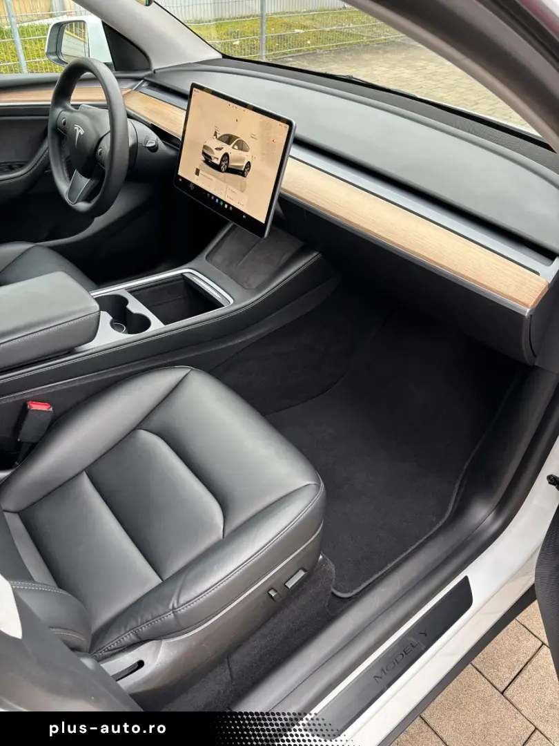 TESLA Model Y Long Range Dual AWD