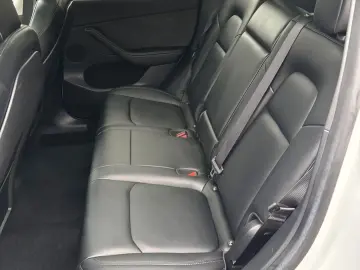 TESLA Model Y Long Range Dual AWD