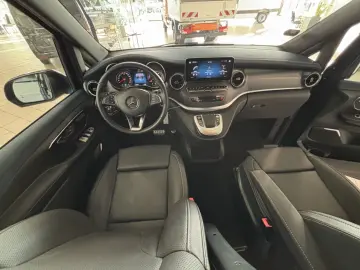 MERCEDES-BENZ EQV 300 Avantgarde extralang LED AIRMATIC 360