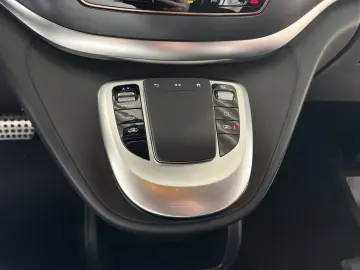 MERCEDES-BENZ EQV 300 Avantgarde extralang LED AIRMATIC 360