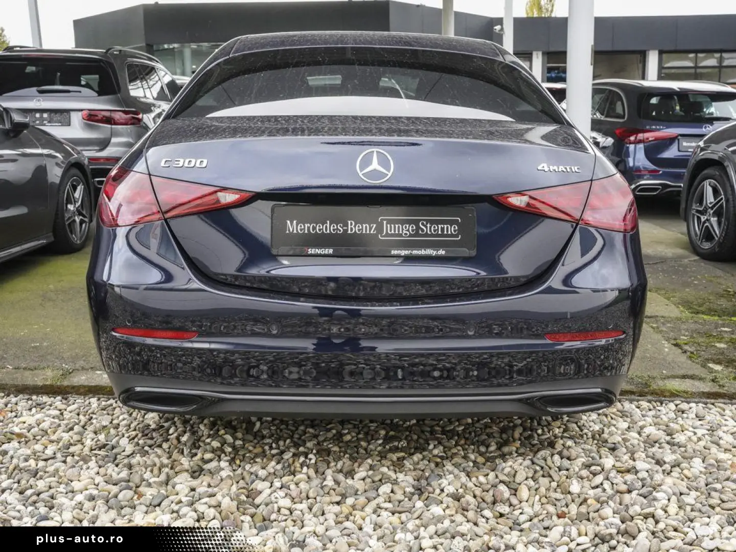 MERCEDES-BENZ C 300 4M Avantgarde DigitalLight Panorama AMG
