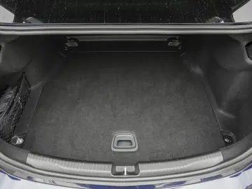 MERCEDES-BENZ C 300 4M Avantgarde DigitalLight Panorama AMG