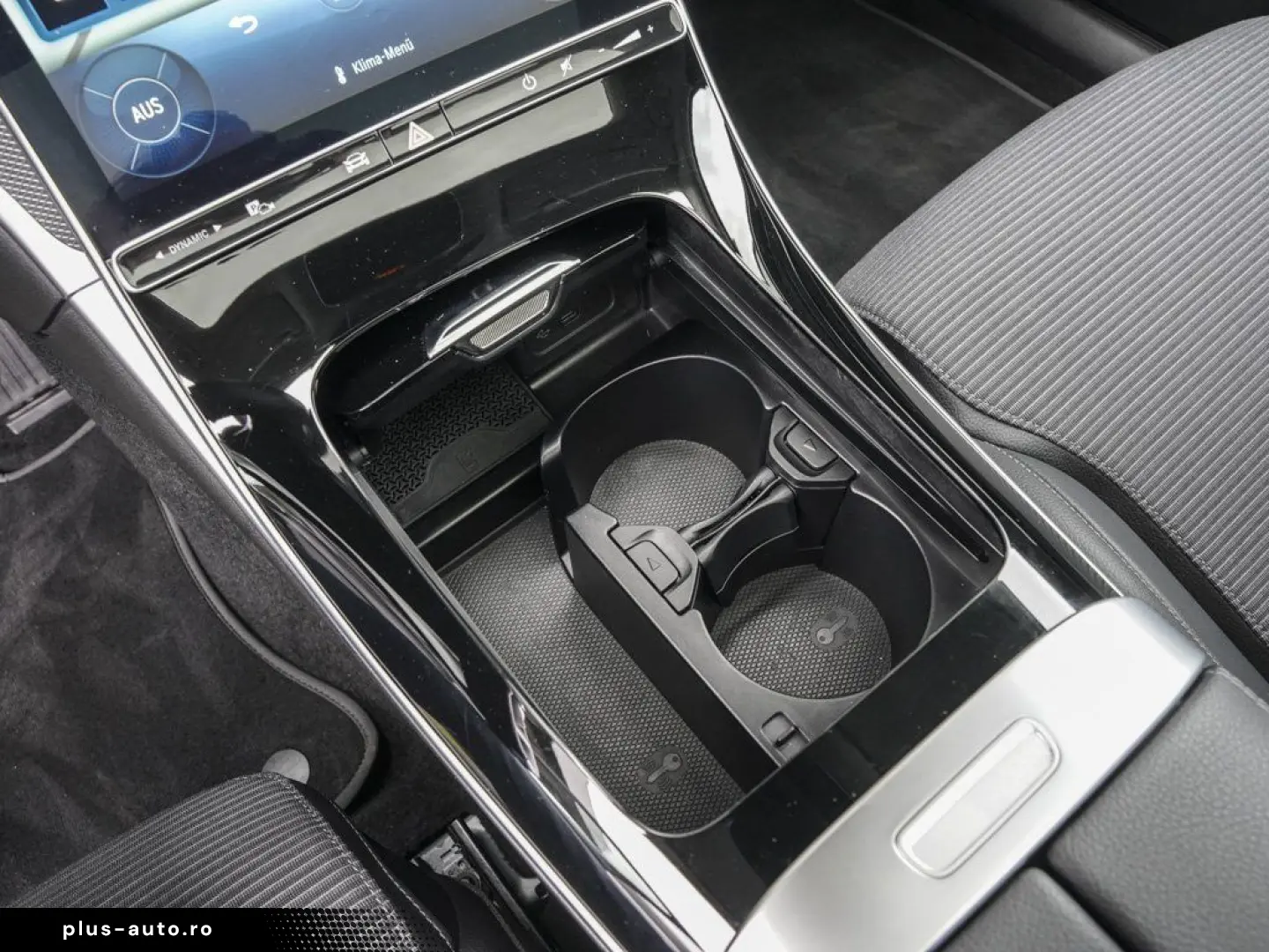 MERCEDES-BENZ C 300 4M Avantgarde DigitalLight Panorama AMG