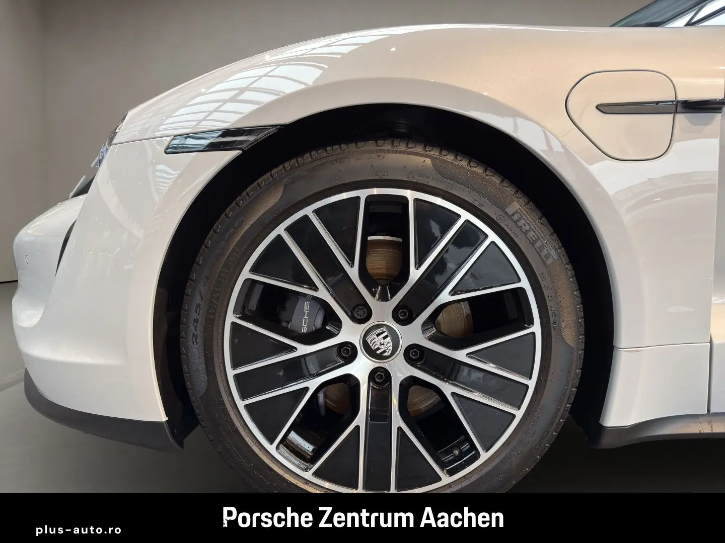 PORSCHE Taycan Sport Turismo Head-Up Surround-View BOSE