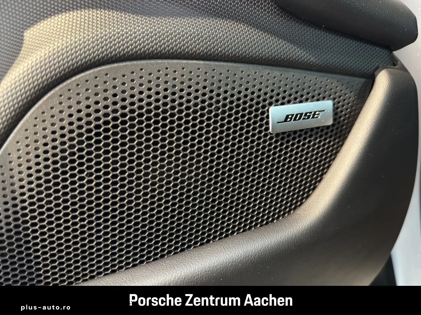 PORSCHE Taycan Sport Turismo Head-Up Surround-View BOSE