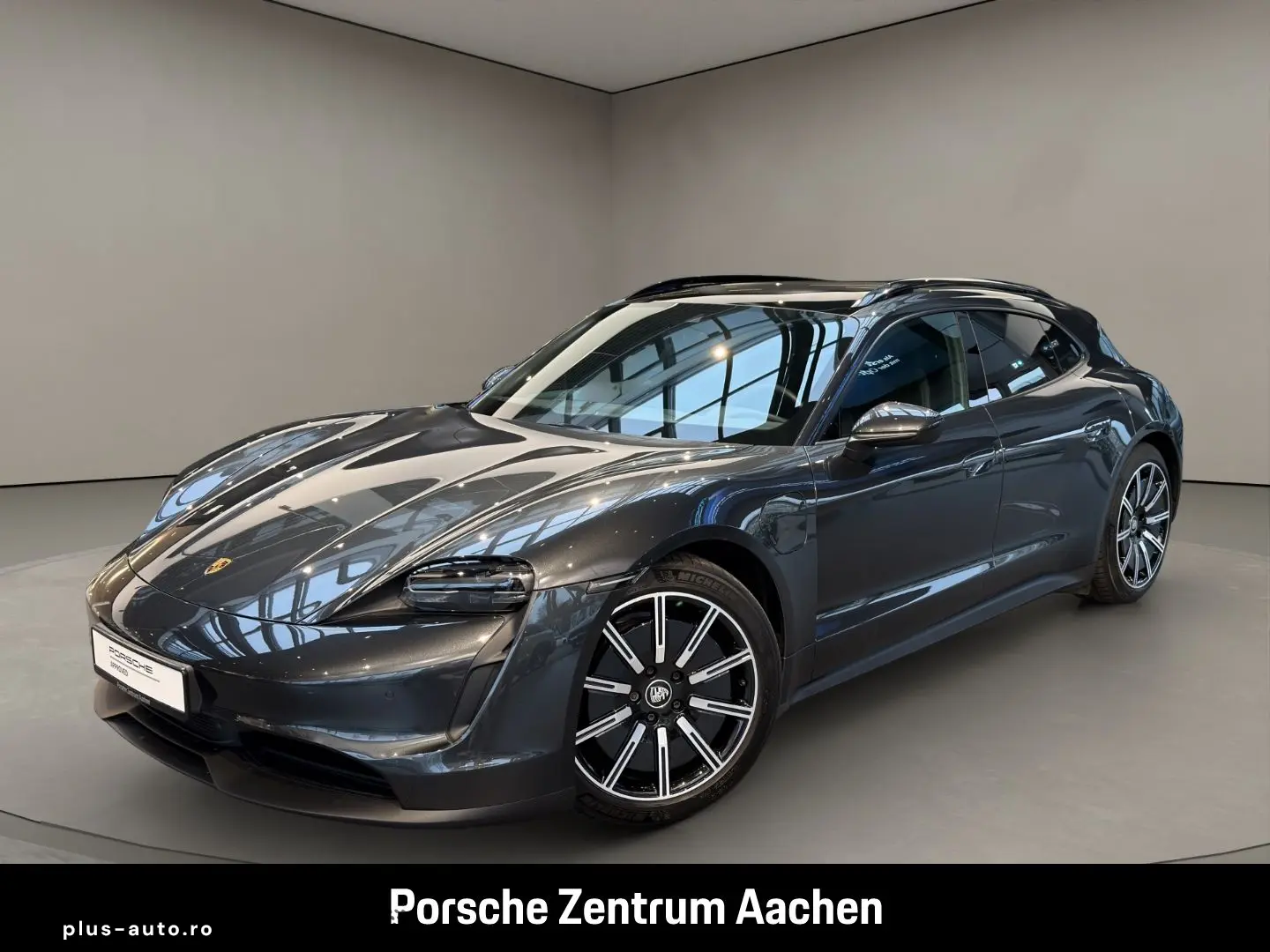 PORSCHE Taycan Sport Turismo BOSE Luftfederung 20-Zoll