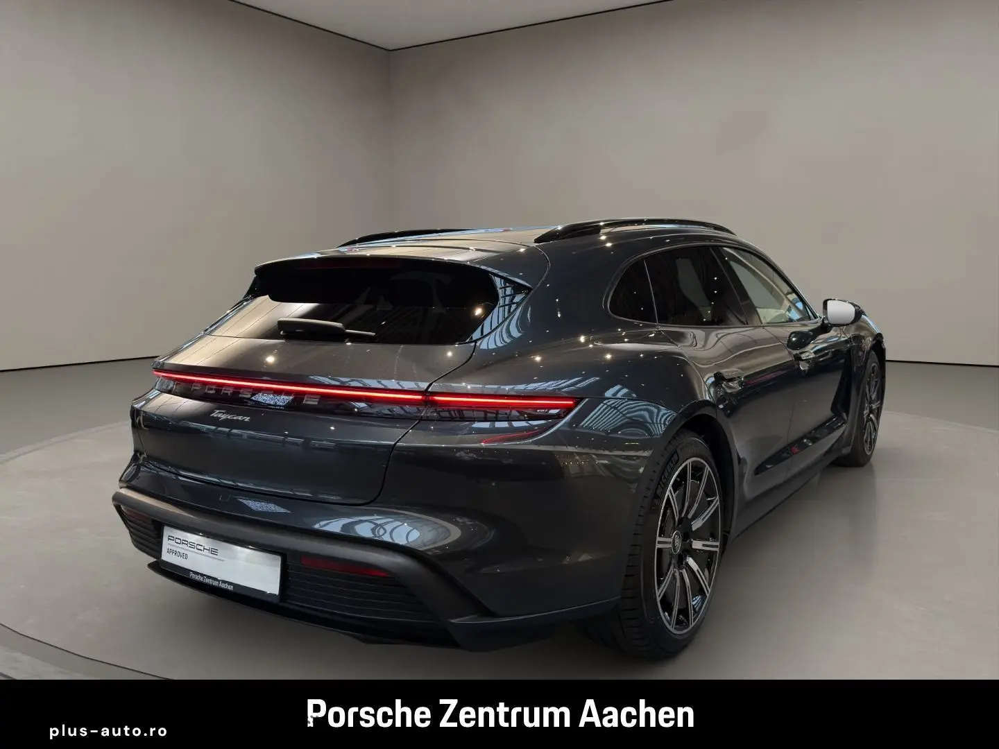 PORSCHE Taycan Sport Turismo BOSE Luftfederung 20-Zoll