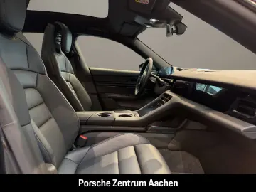 PORSCHE Taycan Sport Turismo BOSE Luftfederung 20-Zoll