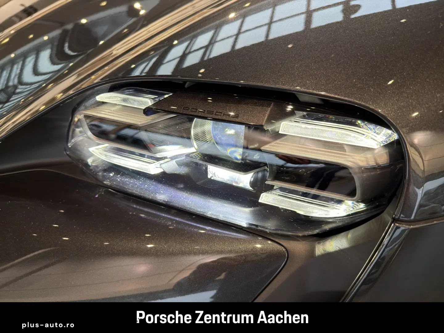 PORSCHE Taycan Sport Turismo BOSE Luftfederung 20-Zoll