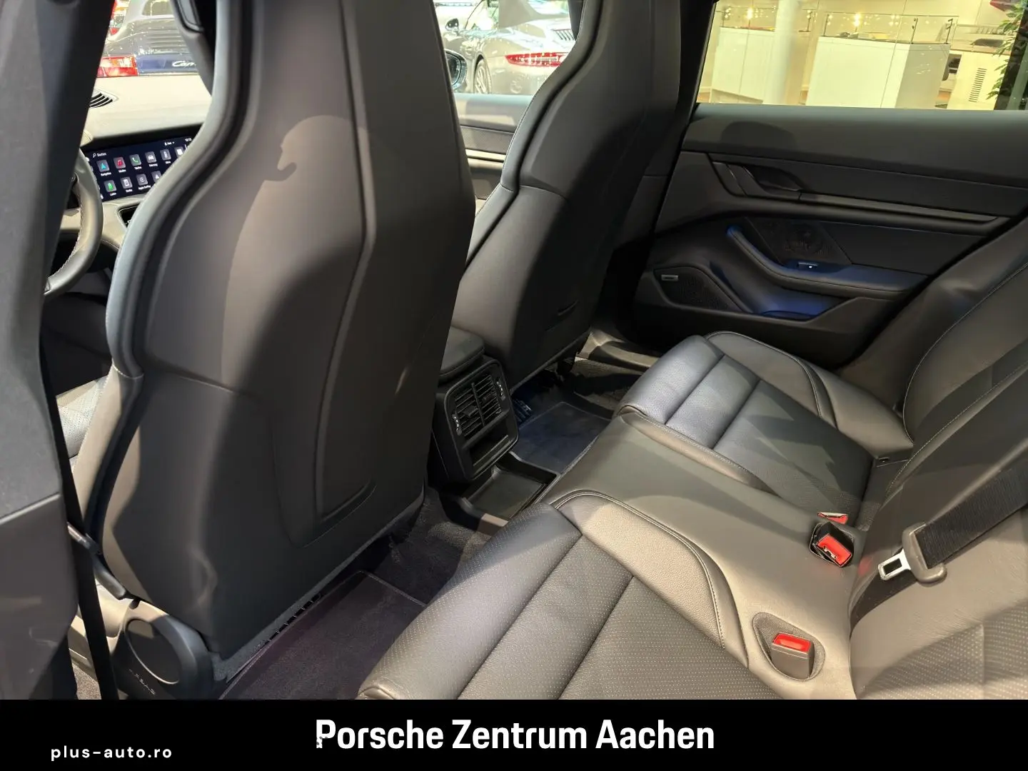 PORSCHE Taycan Sport Turismo BOSE Luftfederung 20-Zoll