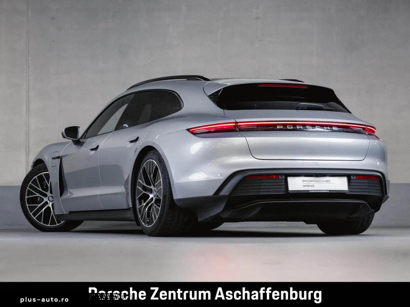 PORSCHE Taycan Sport Turismo  75 Jahre  Panoramadach