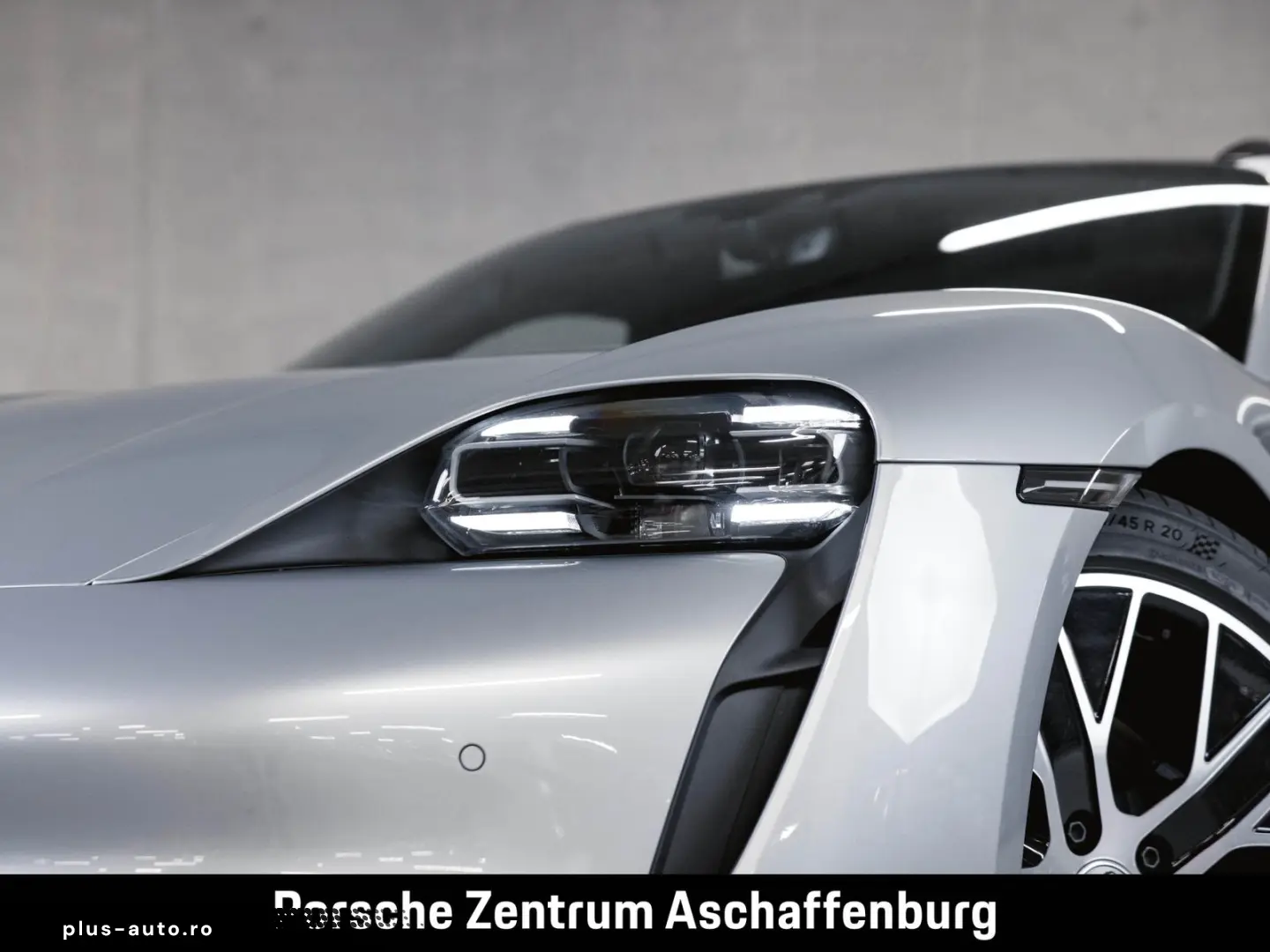PORSCHE Taycan Sport Turismo  75 Jahre  Panoramadach