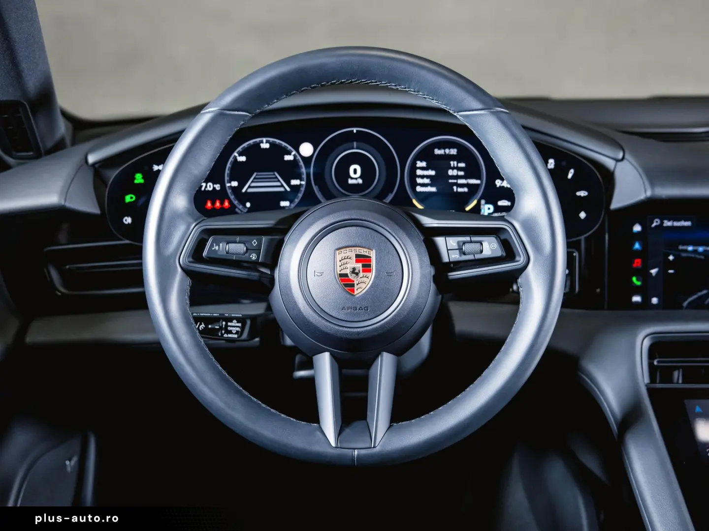 PORSCHE Taycan Sport Turismo  75 Jahre  Panoramadach