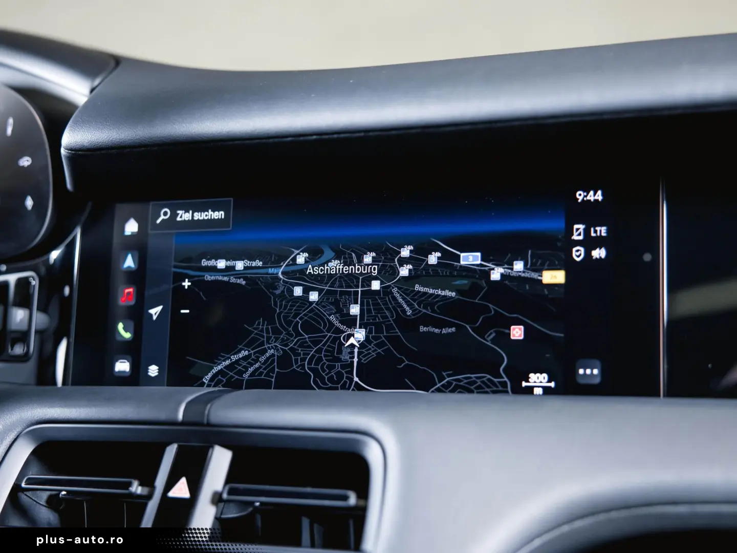 PORSCHE Taycan Sport Turismo  75 Jahre  Panoramadach