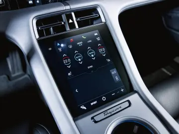 PORSCHE Taycan Sport Turismo  75 Jahre  Panoramadach