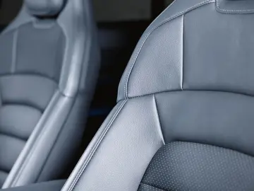 PORSCHE Taycan Sport Turismo  75 Jahre  Panoramadach