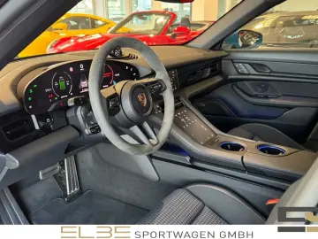 PORSCHE Taycan Plus Sport Turismo MASSAGE 360  ACC PANO