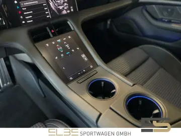 PORSCHE Taycan Plus Sport Turismo MASSAGE 360  ACC PANO