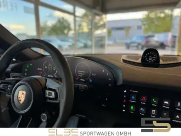 PORSCHE Taycan Plus Sport Turismo MASSAGE 360  ACC PANO
