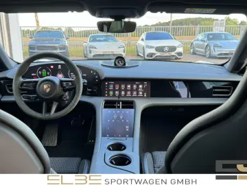 PORSCHE Taycan Plus Sport Turismo MASSAGE 360  ACC PANO