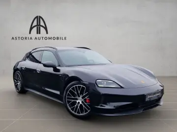 PORSCHE Taycan 4S ST FACELIFT Pano ACC 20z Chrono Bose