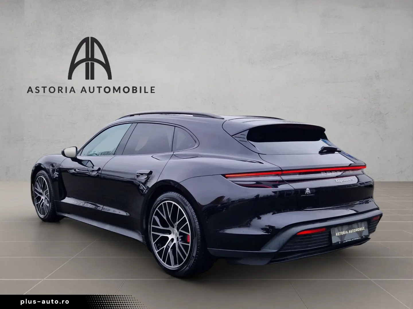 PORSCHE Taycan 4S ST FACELIFT Pano ACC 20z Chrono Bose