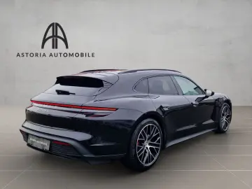 PORSCHE Taycan 4S ST FACELIFT Pano ACC 20z Chrono Bose