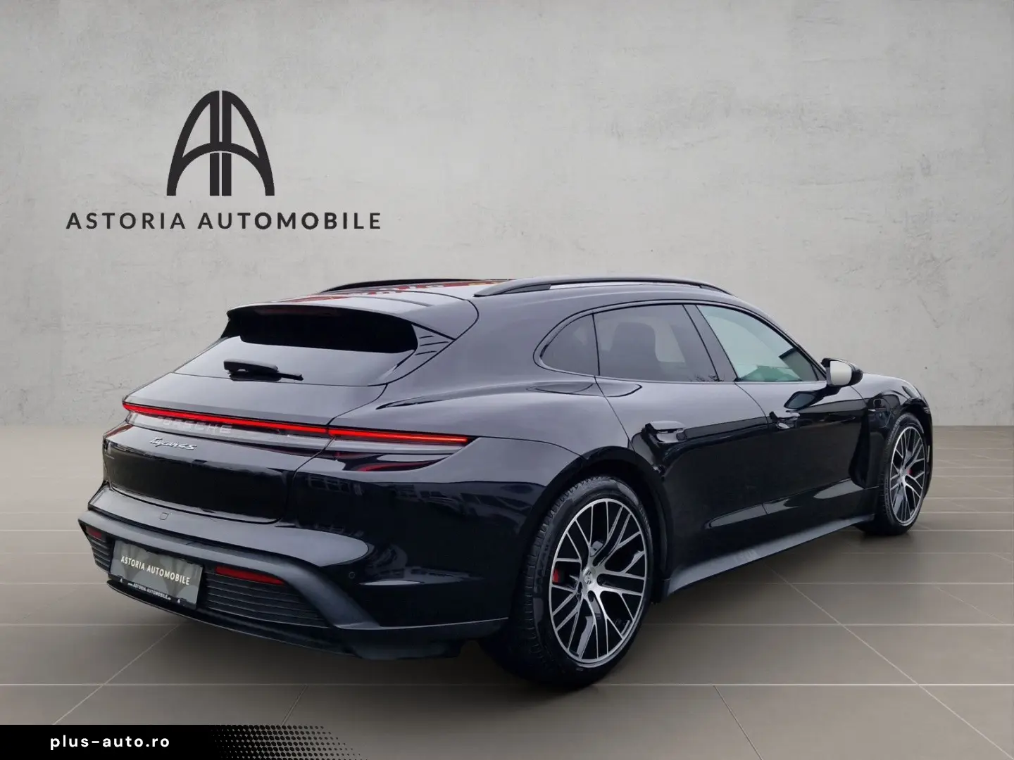 PORSCHE Taycan 4S ST FACELIFT Pano ACC 20z Chrono Bose