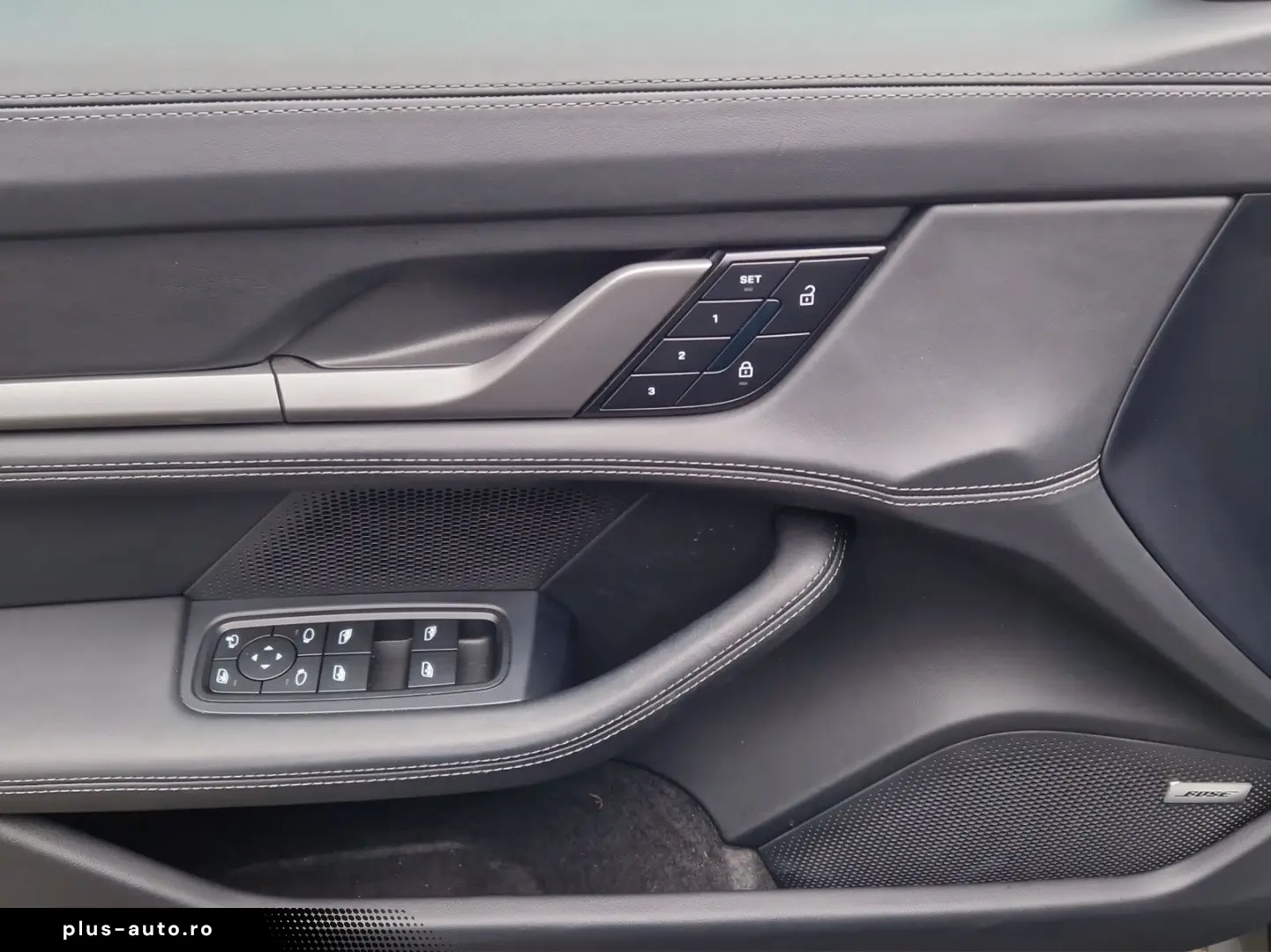 PORSCHE Taycan 4S ST FACELIFT Pano ACC 20z Chrono Bose