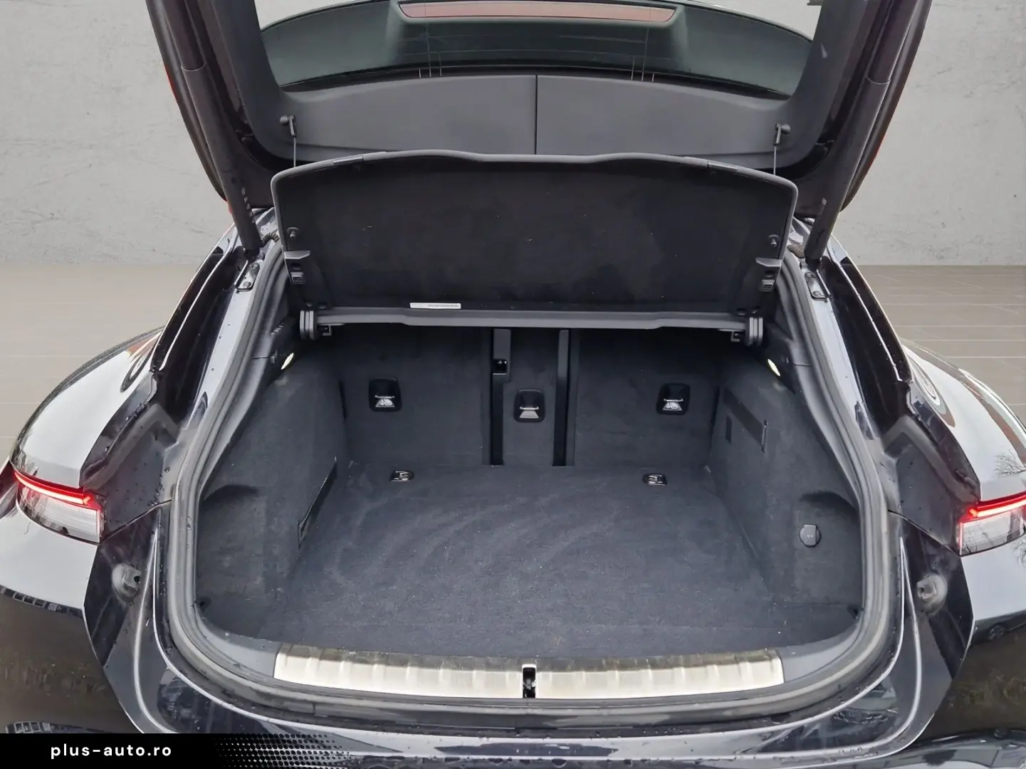 PORSCHE Taycan 4S ST FACELIFT Pano ACC 20z Chrono Bose