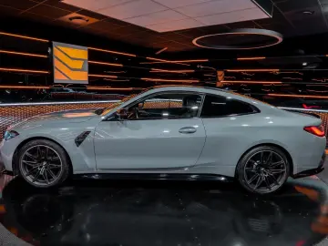 BMW M4 Coupe Competition 360  HUD Harman Kardon