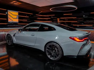 BMW M4 Coupe Competition 360  HUD Harman Kardon