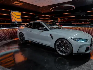 BMW M4 Coupe Competition 360  HUD Harman Kardon